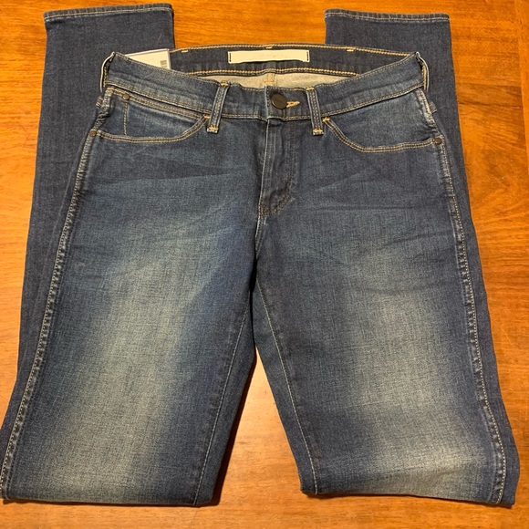 NWT Ladies Wrangler Corynn Jeans - Picture 2 of 15